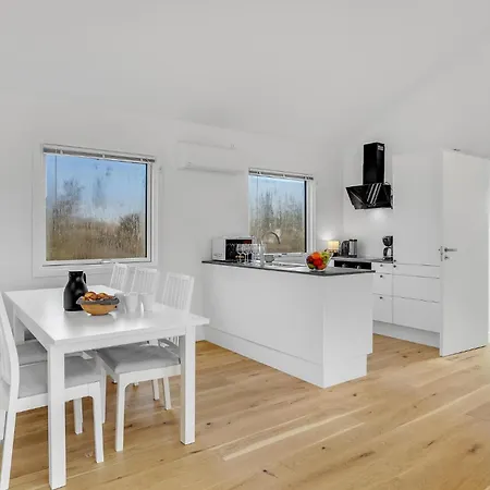 3 Bedroom Awesome In Semesterbostad Vordingborg