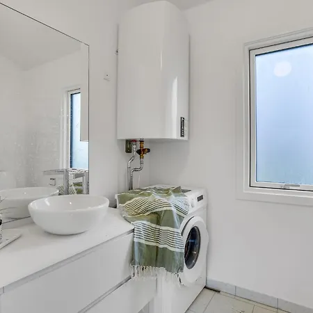 3 Bedroom Awesome In Casa vacanze